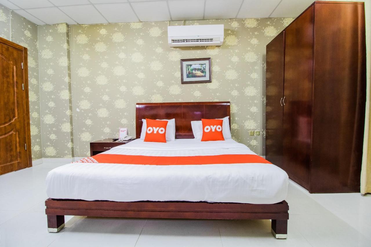 Oyo 109 Al Thabit Modern Hotel Apartment Ḩayl Āl ‘Umayr Extérieur photo